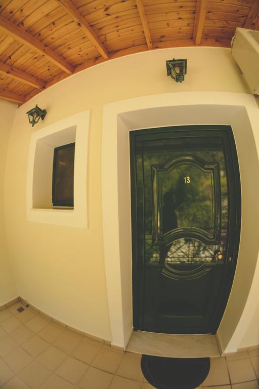 Althea Studios Lefkada Άγιος Νικήτας Δωμάτιο φωτογραφία